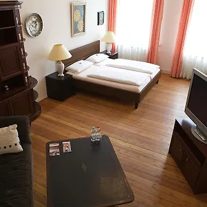hotel-pension-fasanenhaus.find-berlin-hotels.com/